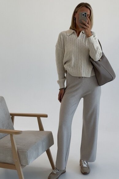 Beige trousers "Basic"