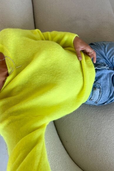 Yellow sweater "Baby alpaca" 2