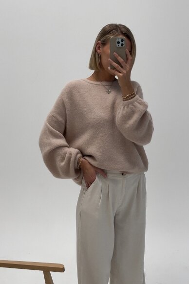 Cream sweater "Alpaca Long"