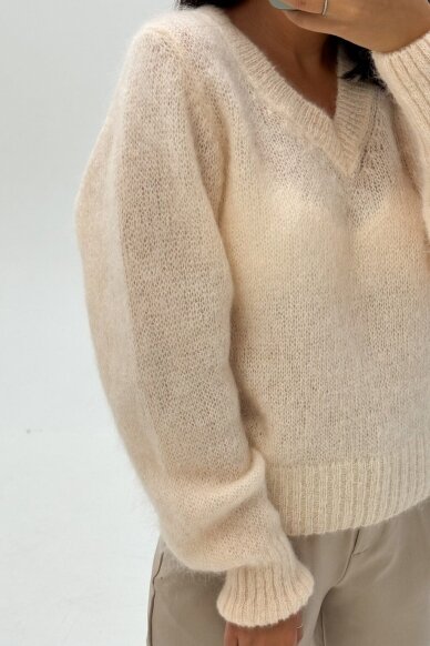 Cream sweater "Luxury Franceska" 3