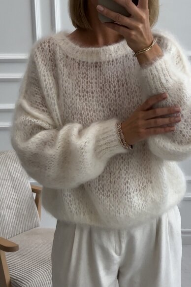 Luxury white sweater "Feather" 5