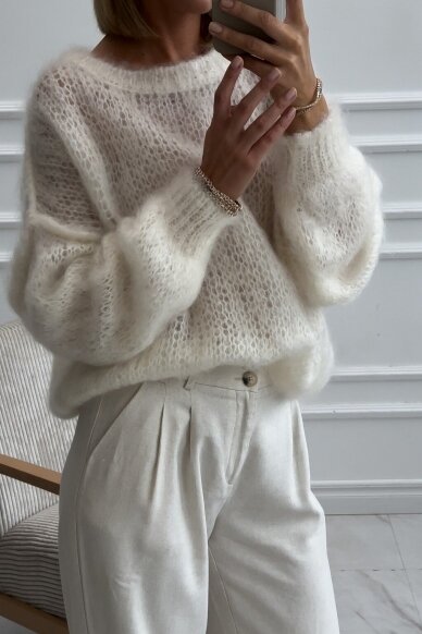 Luxury white sweater "Feather" 2