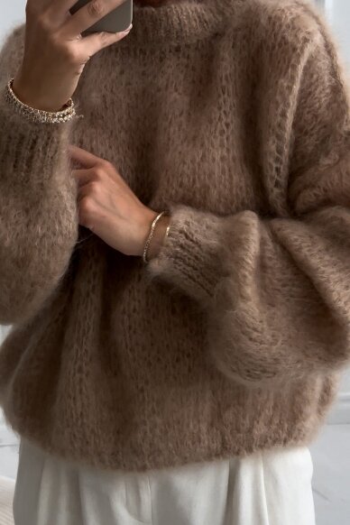 Luxury camel sweater "Feather" 2