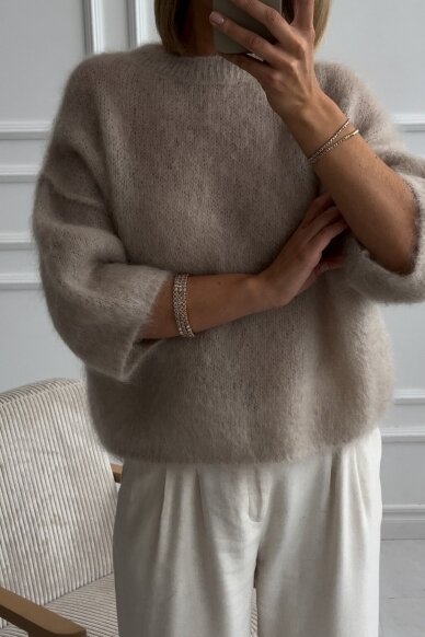 Luxury beige sweater "Sofia" 1