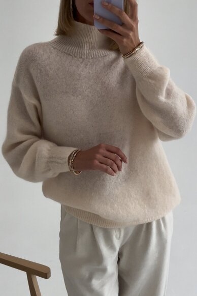 Luxury cream sweater "Anna" 2