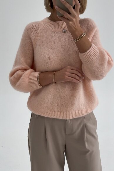 Peach sweater "Favorite" 1