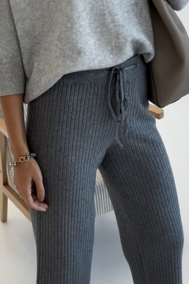 Grey trousers "Weekend" 3