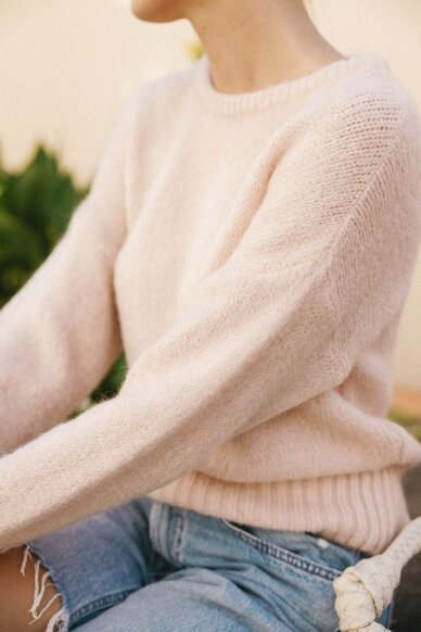 Rose sweater "Basics" 1