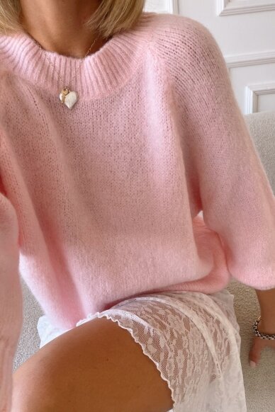 Baby pink sweater "Favorite"