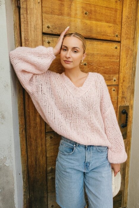 Rose sweater "Boho"