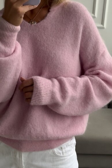 Pink sweater "V-neck alpaca" 1