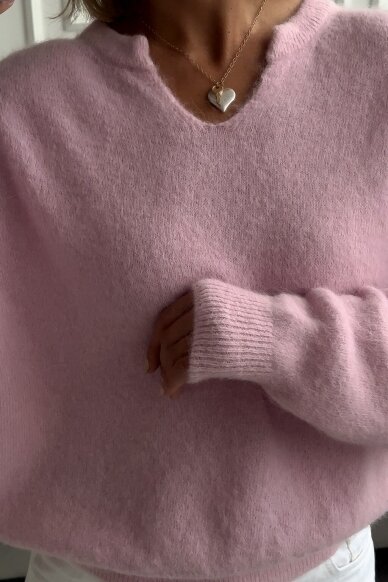 Pink sweater "V-neck alpaca" 2