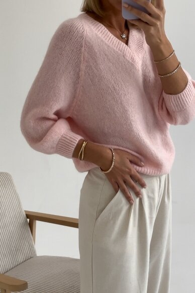 Pink sweater "V-neck Favorite" 2