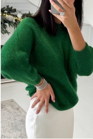 Green sweater "Favorite" 1